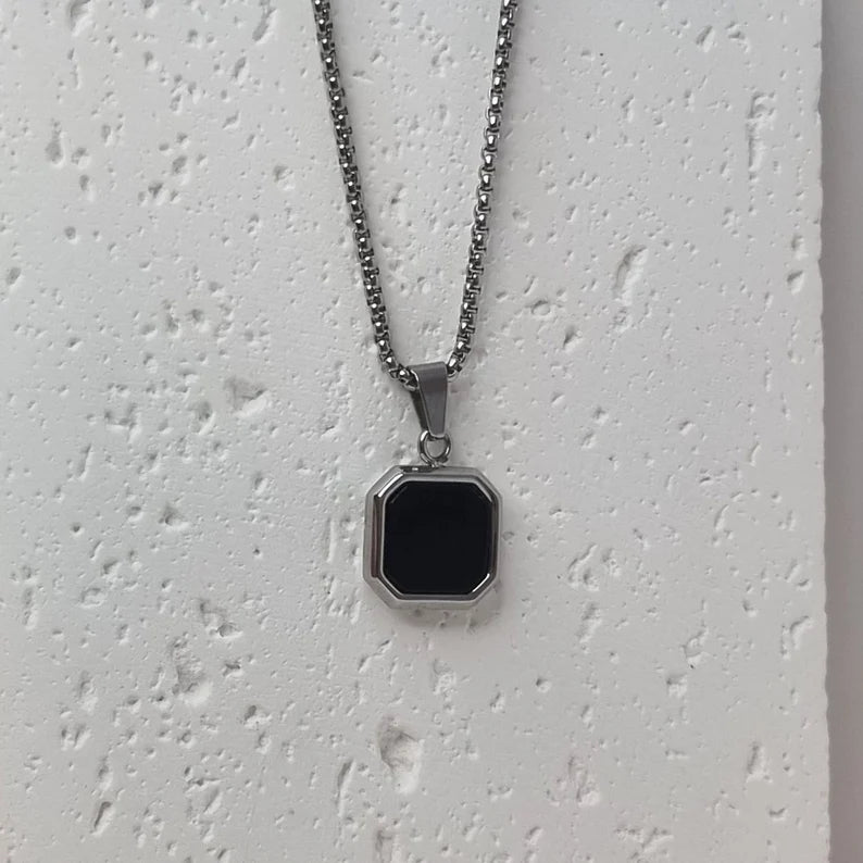 SecretSnap™ Heat-Activated Hidden Photo Necklace