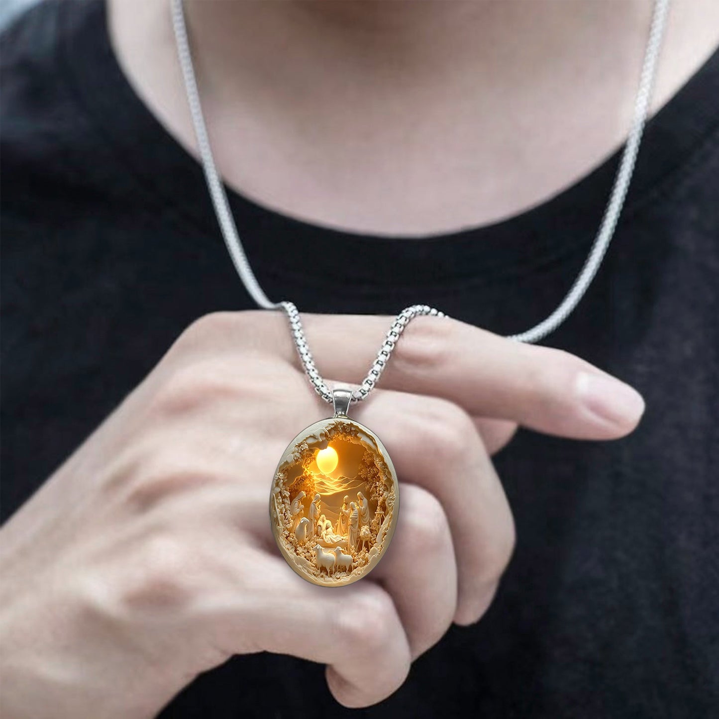 Christmas Nativity 3D Relief Glass & Alloy Pendant™